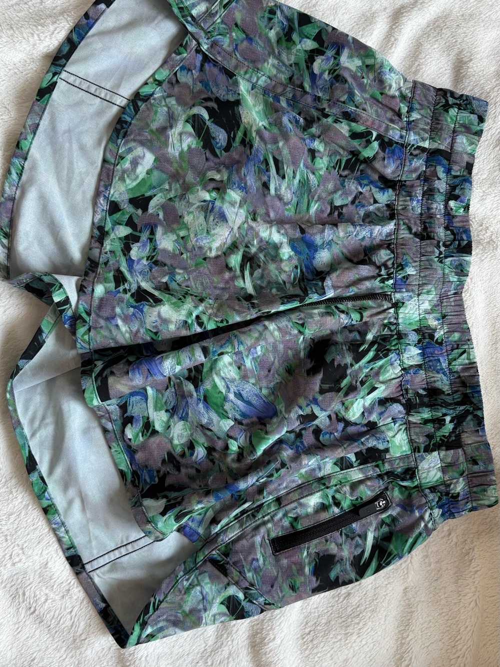 Lululmeon Hotty Hot Floral Print Active shorts with Side Zip Pockets - Green/Blu